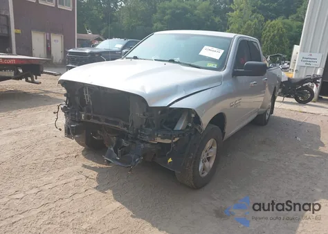 2017 Ram 1500 Slt 4X4 6'4 Box z USA, uszkodzony, nr VIN 1C6RR7GT3HS544716